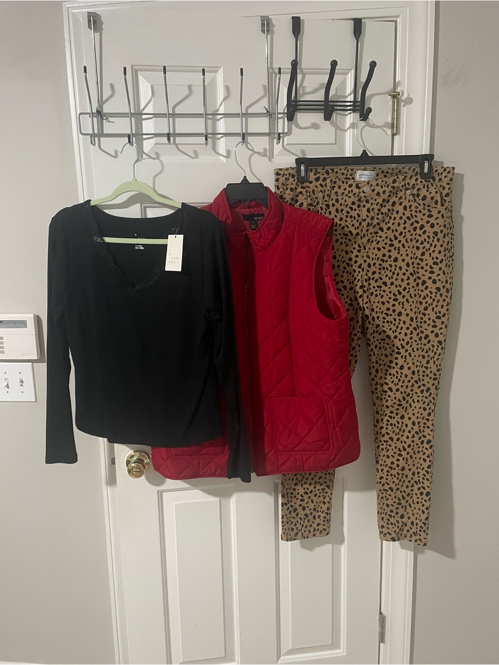 Women’s Leopard Print Pants skinny sz16 a new day too xl nwt vest xl Erika